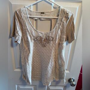 Gimmicks by BKE Cream Lace Short Sleeve Top Sz M